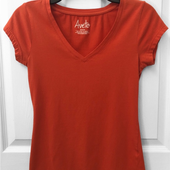 Aveto Brand Juniors Size Med V-Neck Tee, Burnt Orange - Picture 2 of 3
